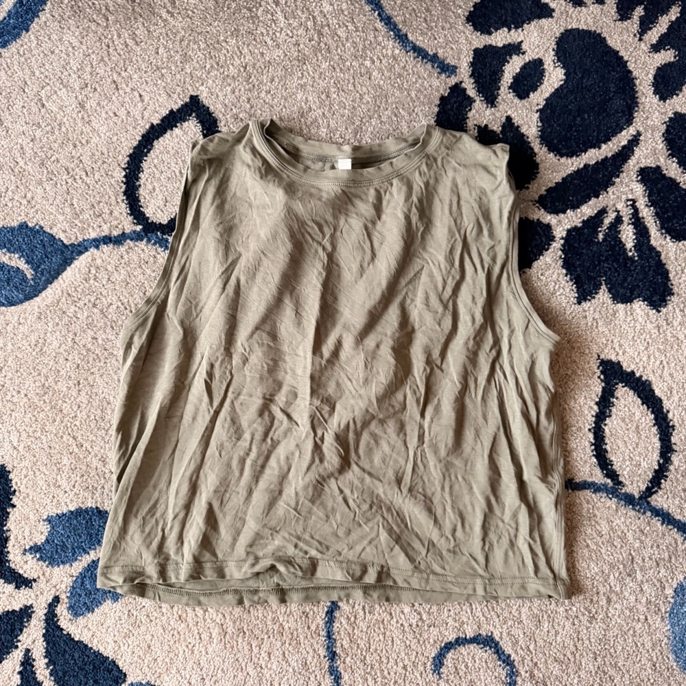 lululemon tank top